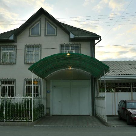 أوش Astoria B&B المظهر الخارجي الصورة