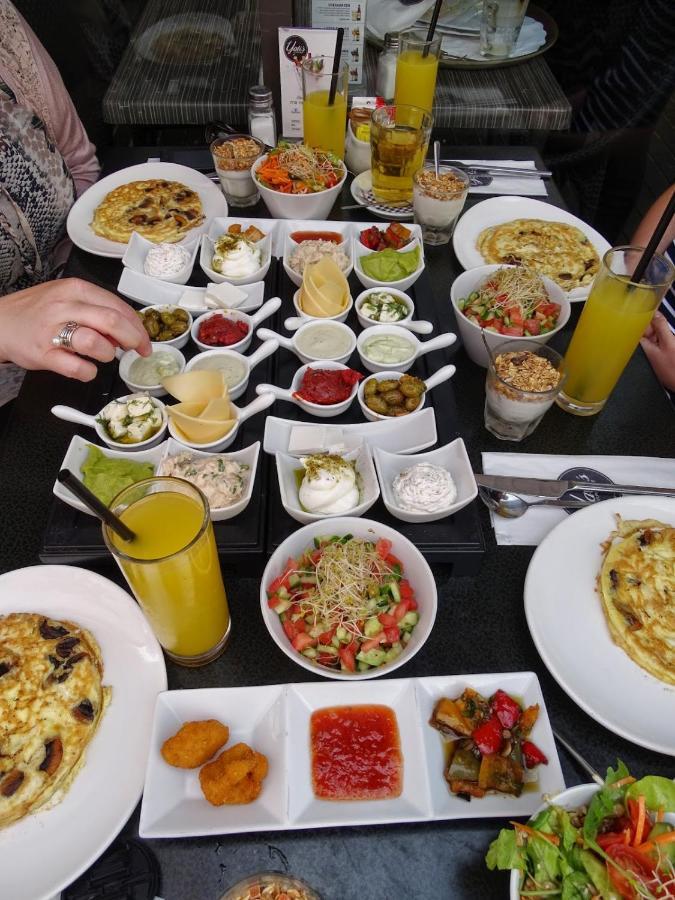 أوش Astoria B&B المظهر الخارجي الصورة