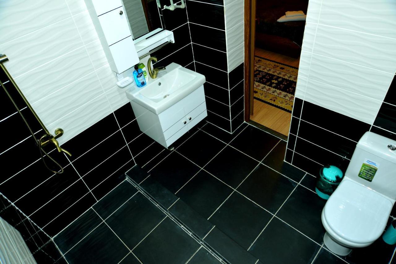 أوش Astoria B&B المظهر الخارجي الصورة