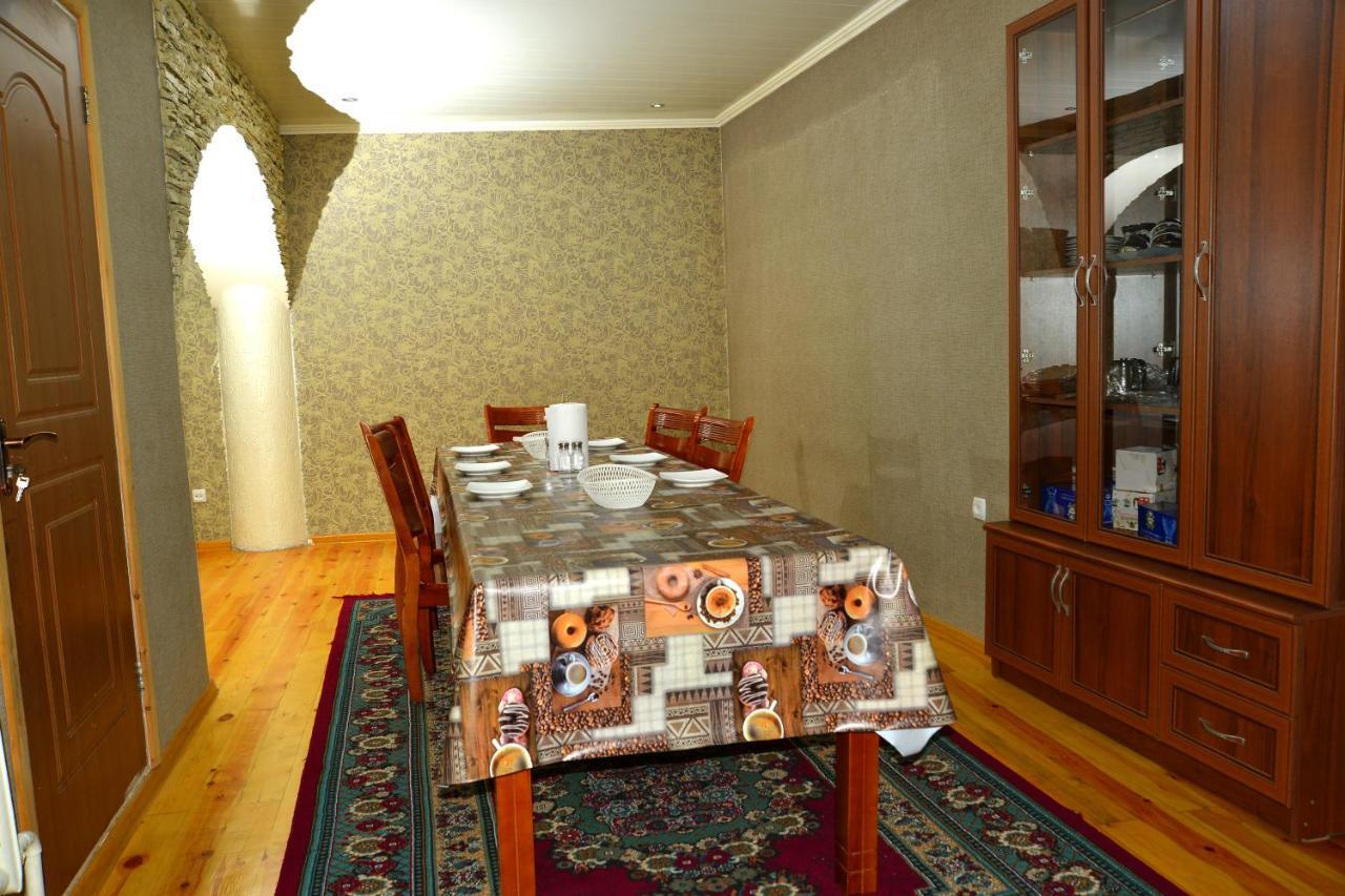 أوش Astoria B&B المظهر الخارجي الصورة