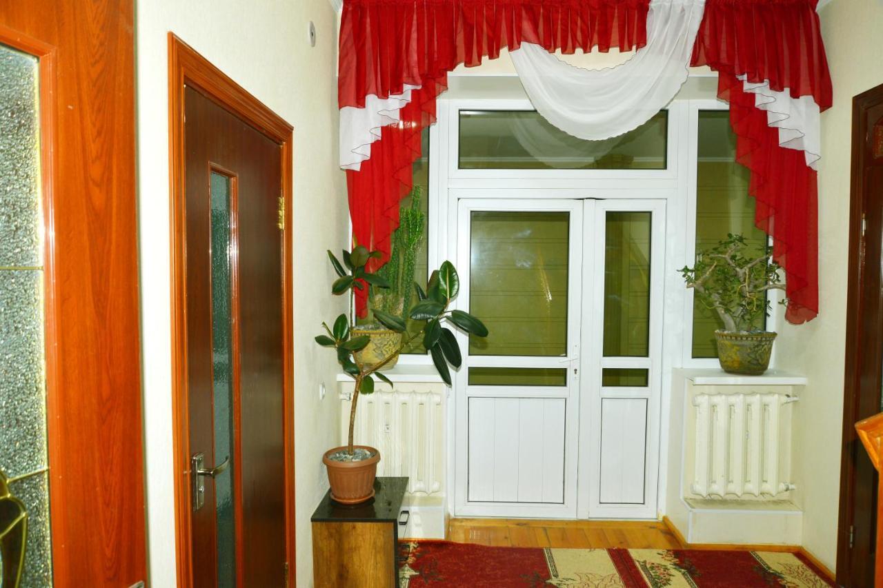 أوش Astoria B&B المظهر الخارجي الصورة